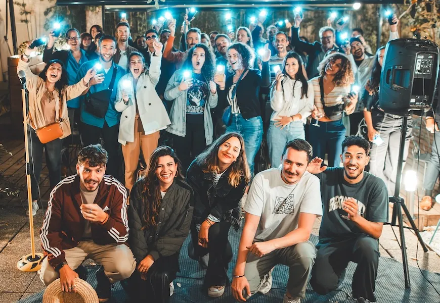 Le public du Sunny Comedy Club pendant une soirée